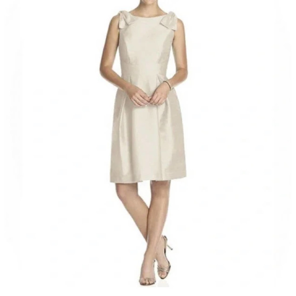 NWT Alfred Sung Dupioni Cocktail Bridesmaid Dress in Champagne D626 Sz 2 - Picture 1 of 6